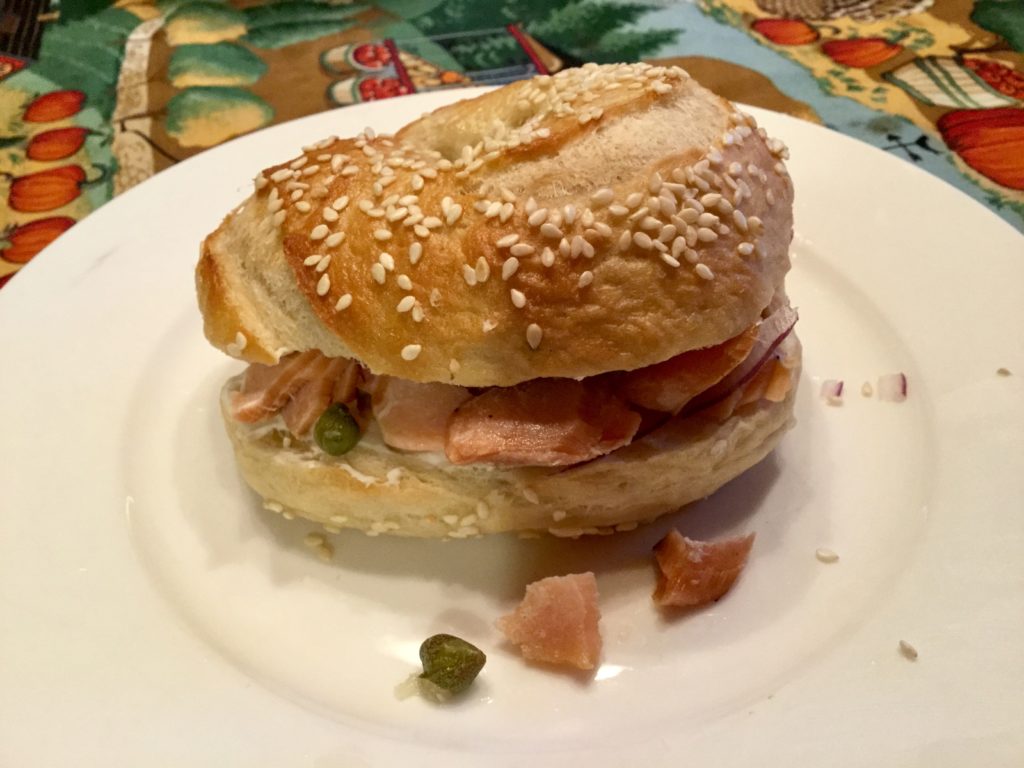 Smoked salmon bagel